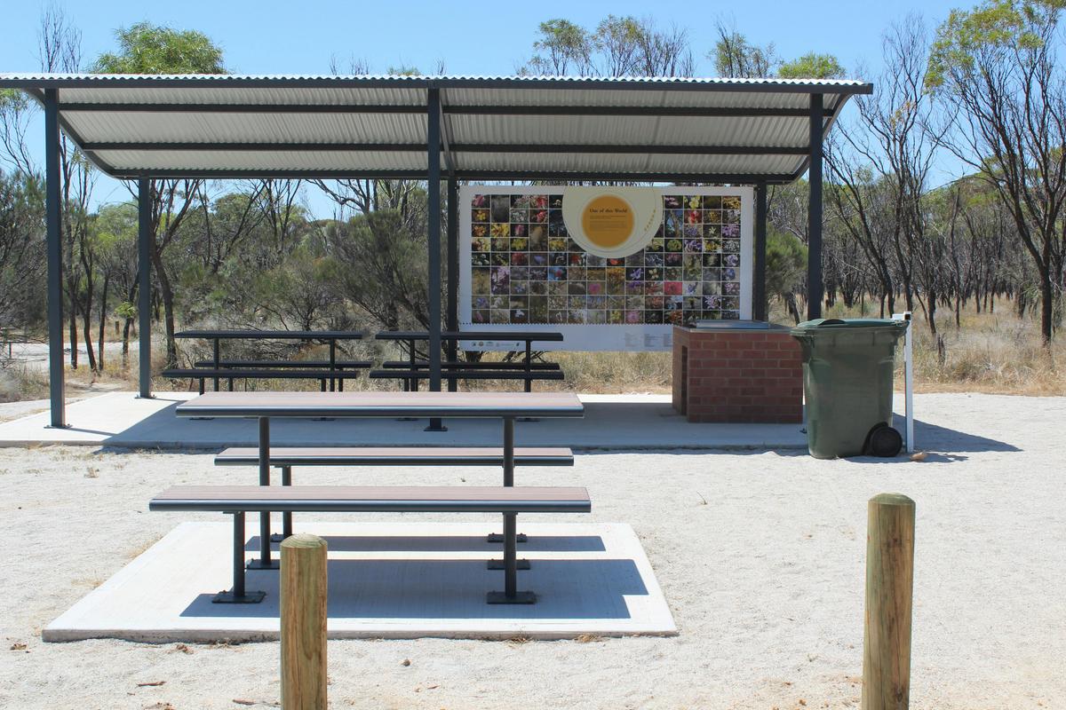 Picnic facilities - Kwolyin Campsite