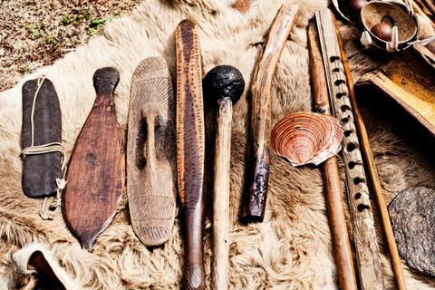 Aboriginal Food, Culture, Cave and Didge Tour