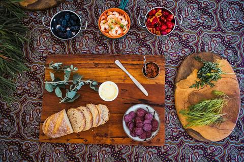 Aboriginal Food, Culture, Cave and Didge Tour
