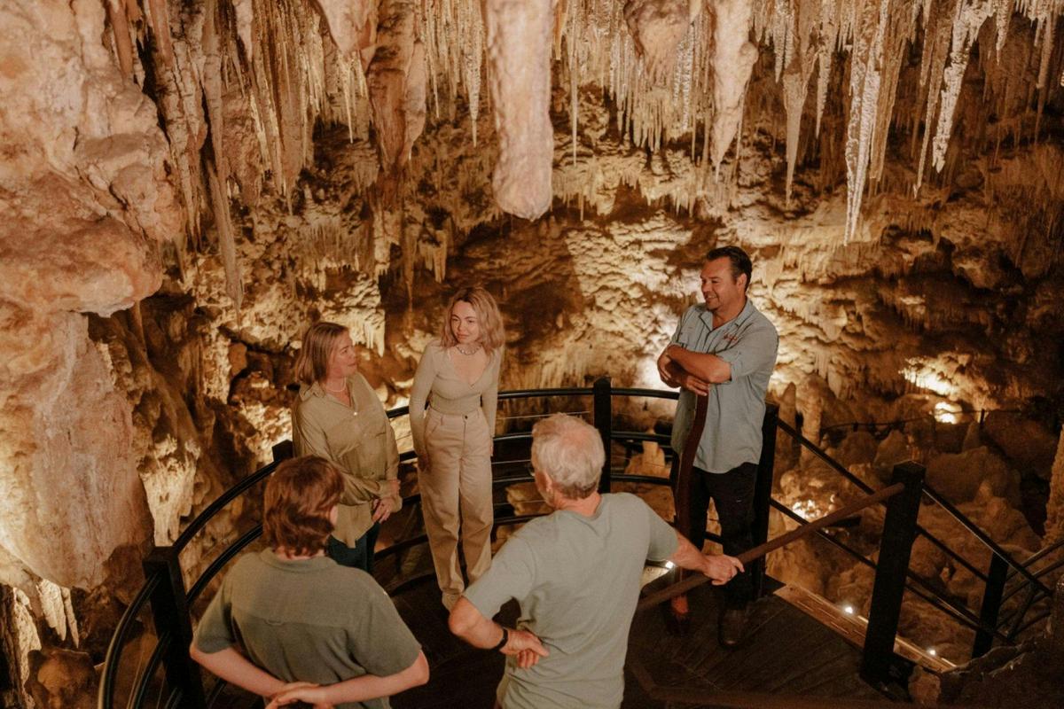 Didgeridoo Cave Tour