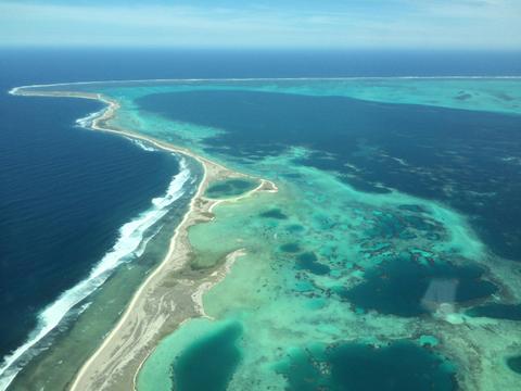 Abrolhos Islands Scenic and Snorkel Adventure Tour