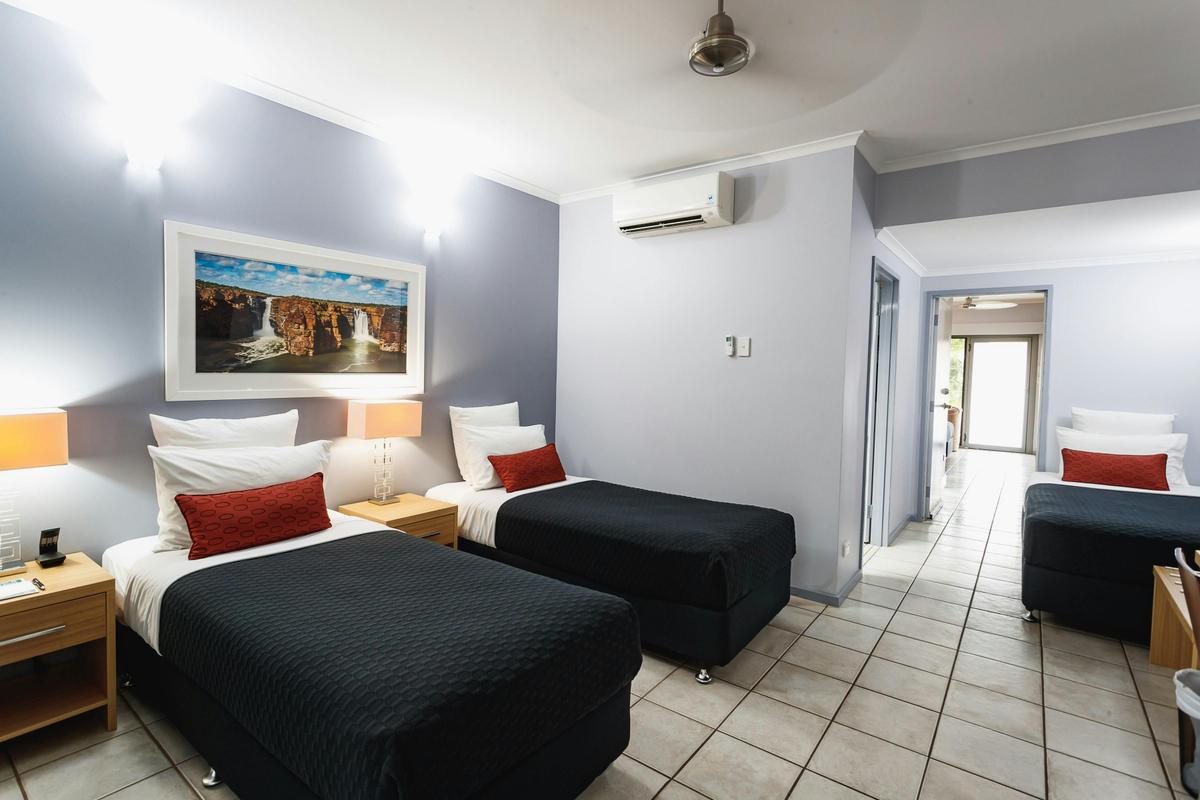 Triple Room