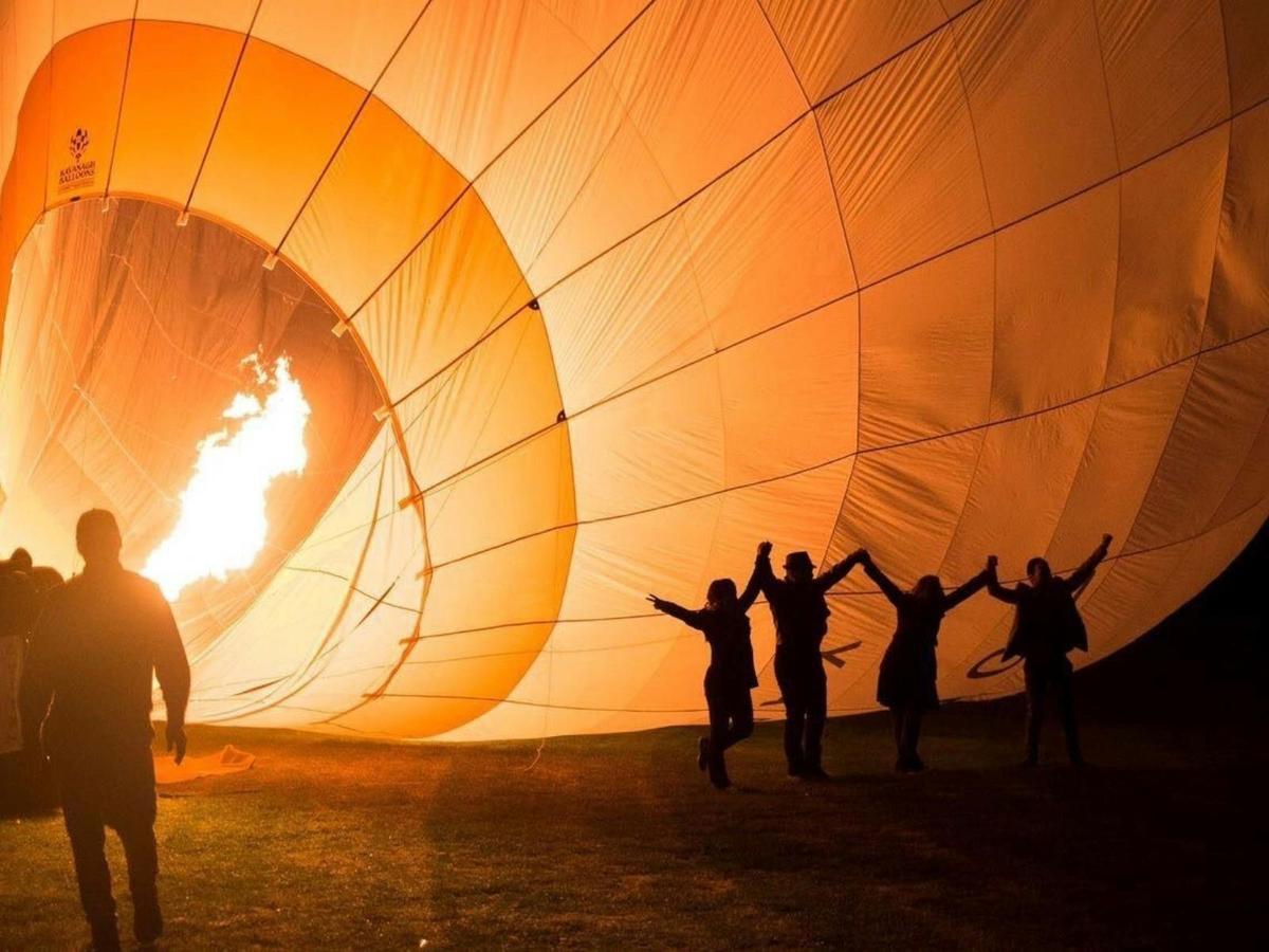 Liberty Balloon Flights over the Avon Valley, Perth