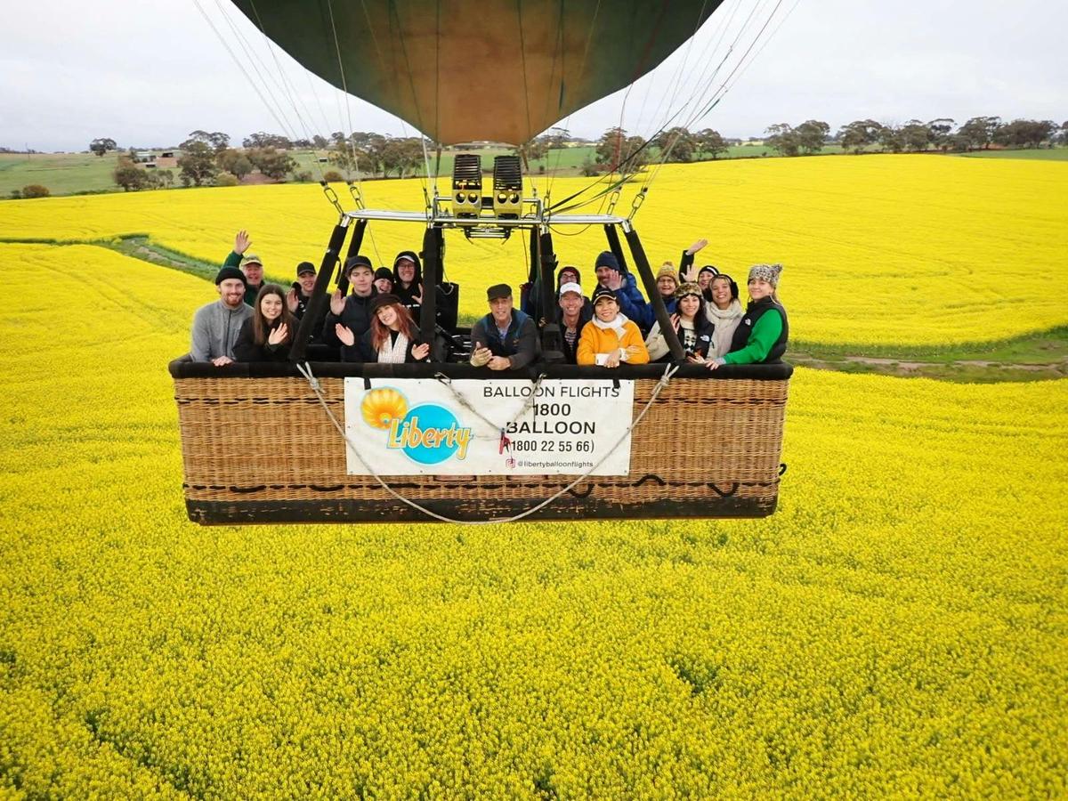 Liberty Balloon Flights over the Avon Valley, Perth