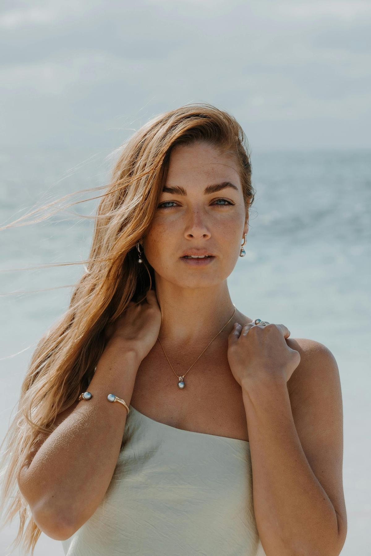 Latitude Jewellers Abrolhos Pearl Jewellery, direct from our pearl farm to our studio in Geraldton.