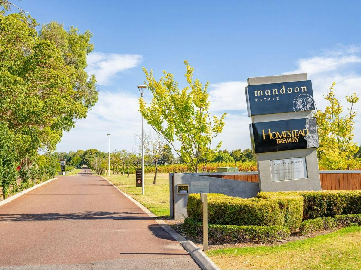 Mandoon Estate, Swan Valley - Entrance