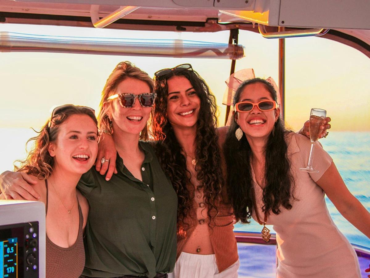 Sunset and Seafood Cruise