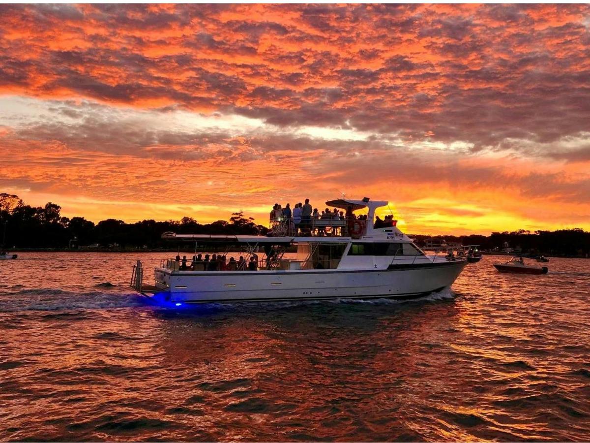 Sunset and Seafood Cruise