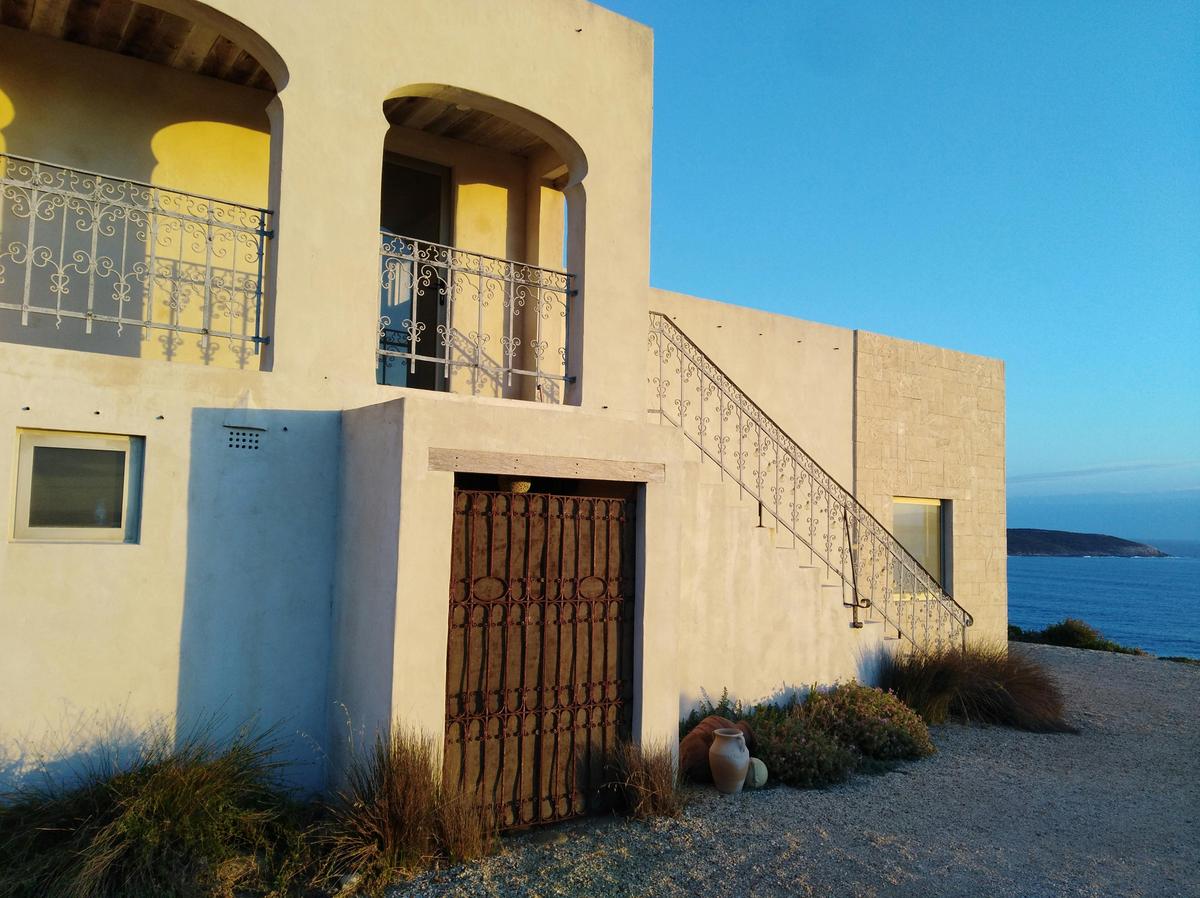 A moorish inspired villa in Bremer Bay
