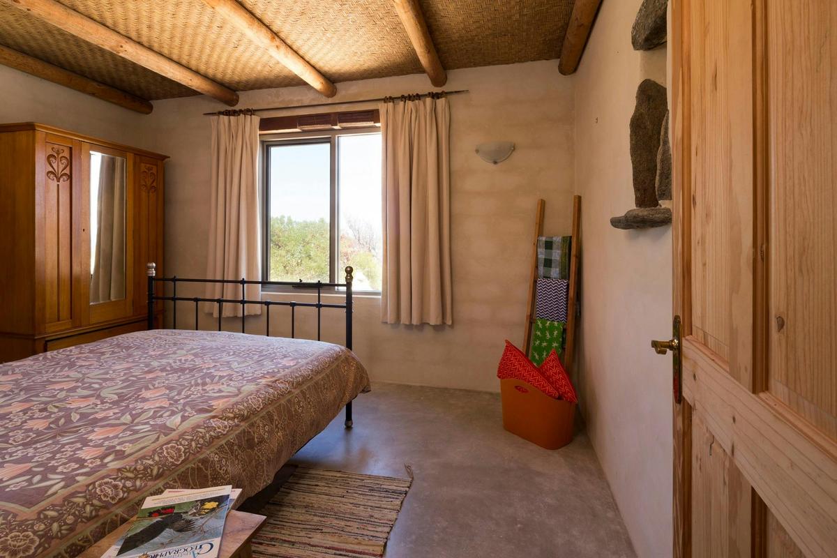 Casa Lejano