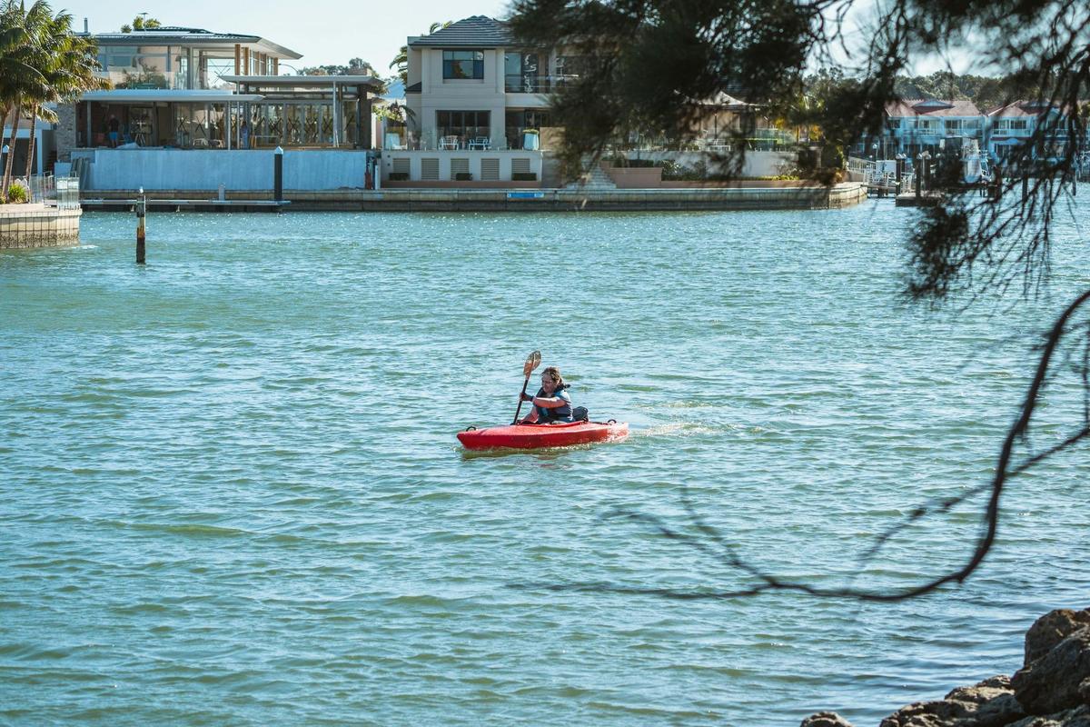 Kayaking on Mandurah's canals