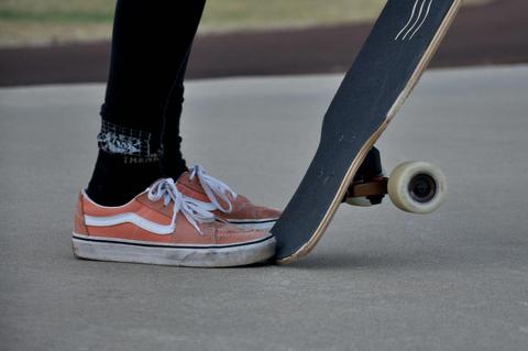 Longboard Horizons - Longboard Skateboarding Busselton