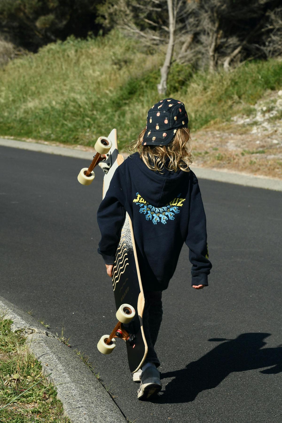 Longboard Horizons - Longboard Skateboarding Busselton