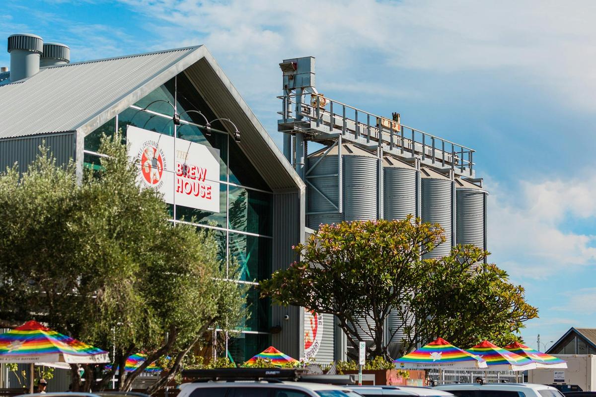 Great hall and silos
