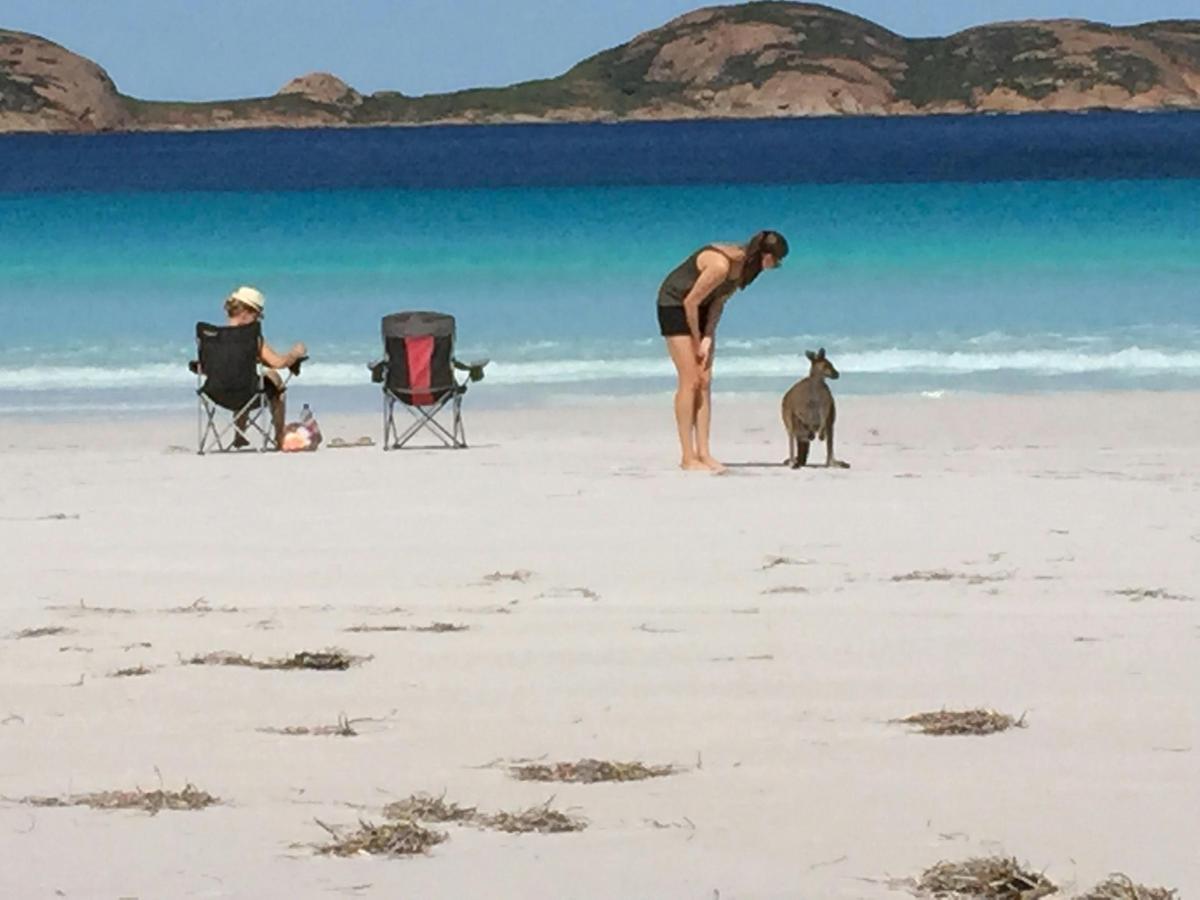 Esperance, White Sparkling Beaches 4 Day Tour