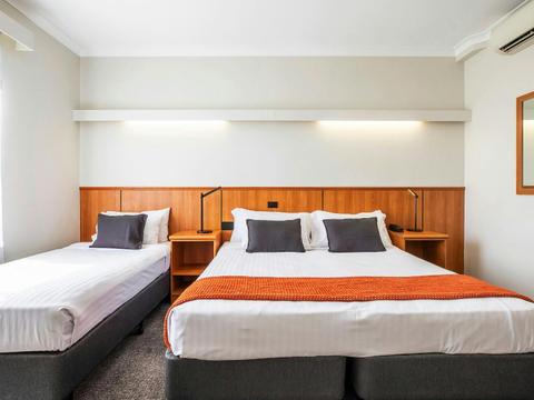 Standard King & Single Room
