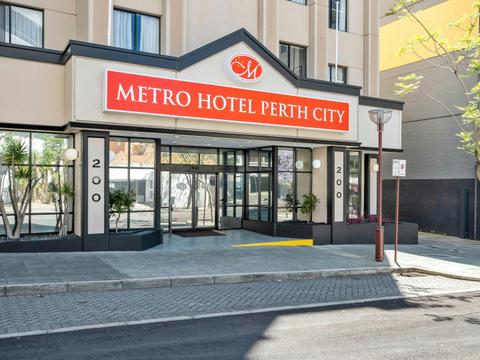 Metro Hotel Perth City