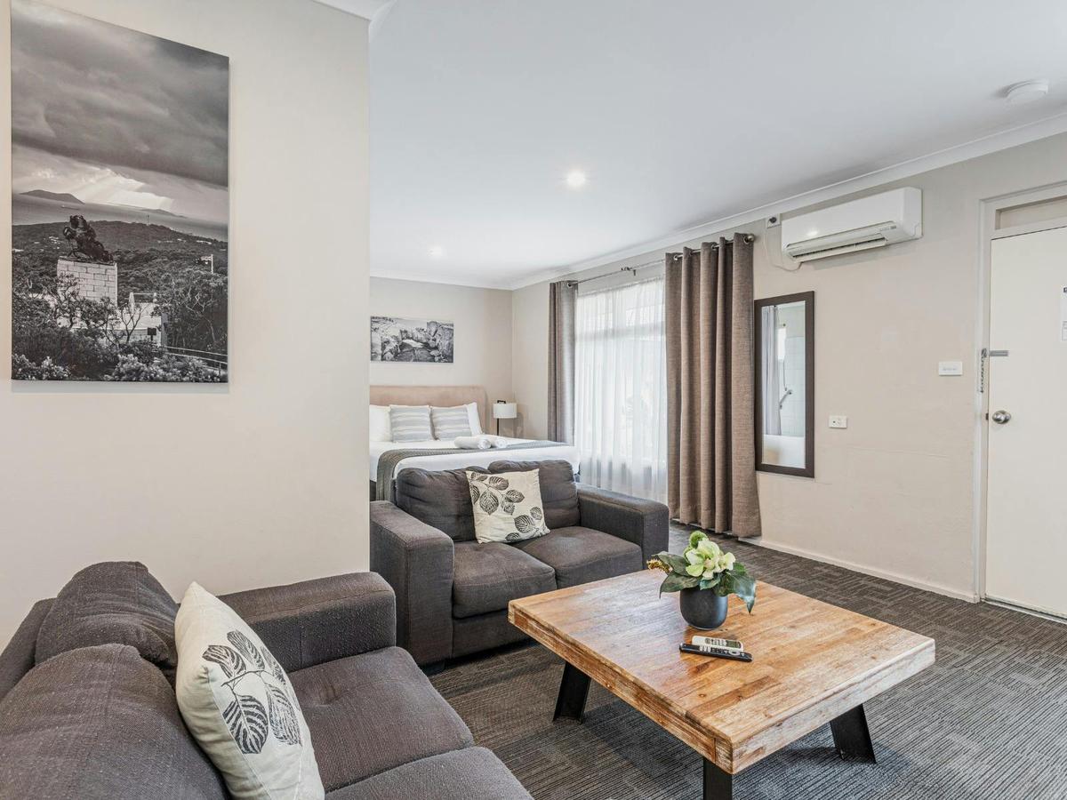 Executive King Spa Suite
