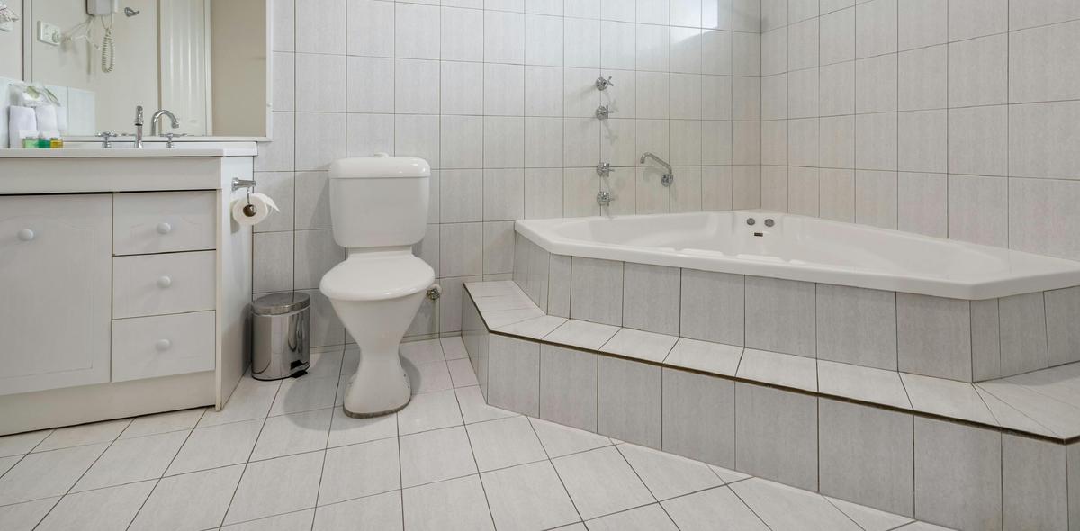 Executive Family Spa Suite