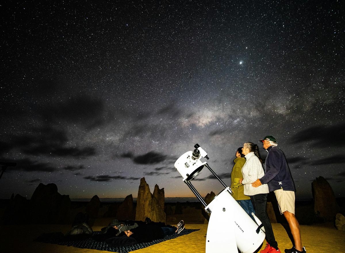 Pinnacles Sunset Dinner and Stargazing Tour