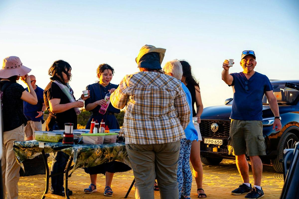 Pinnacles Sunset Dinner and Star Gazing Self Drive Tour