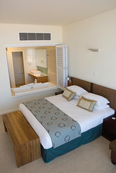 Mantaray Room with Ocean View