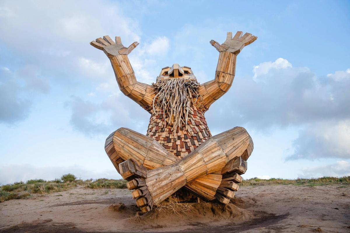 Santi Ikto by Thomas Dambo, Giants of Mandurah