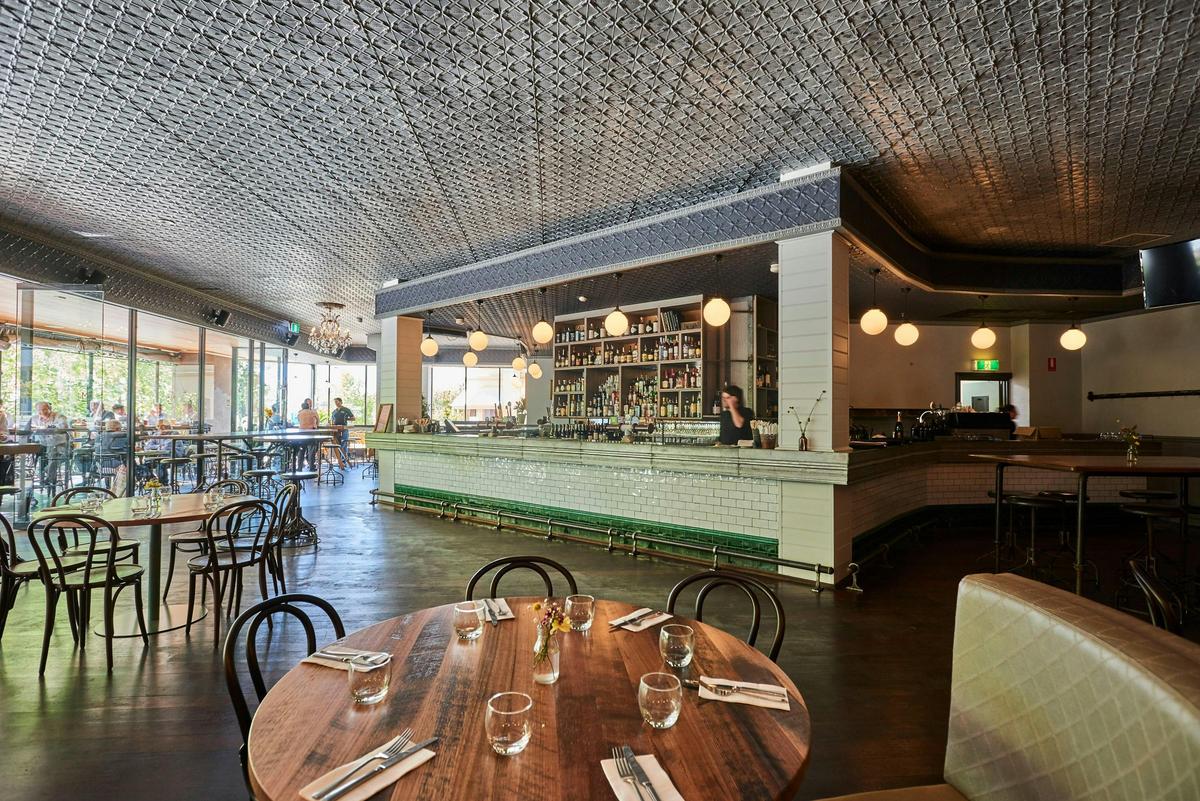 Mayfair Lane Pub