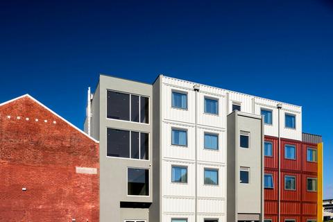 New Haus by the Hougoumont Hotel