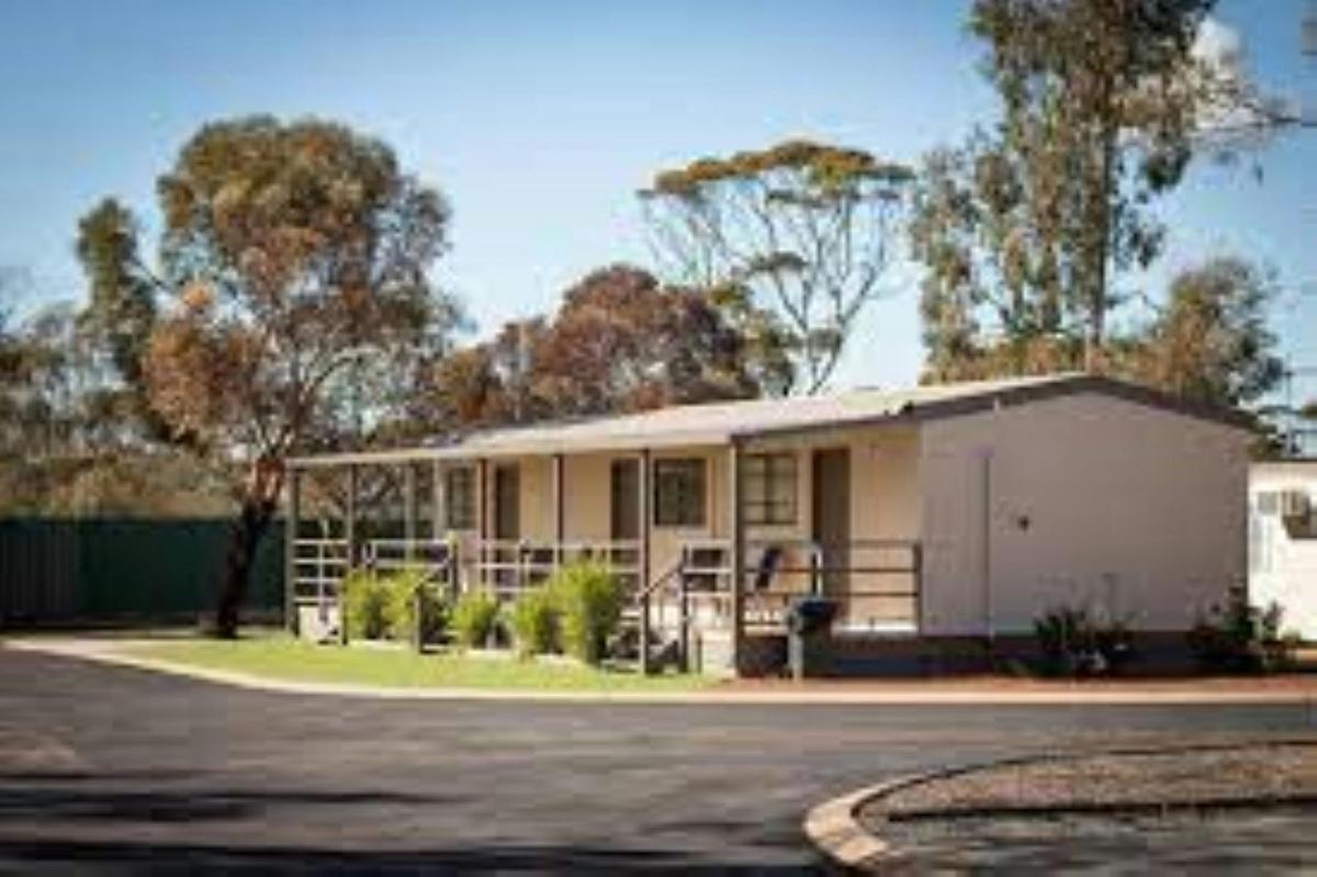 Merredin Tourist Park chalets