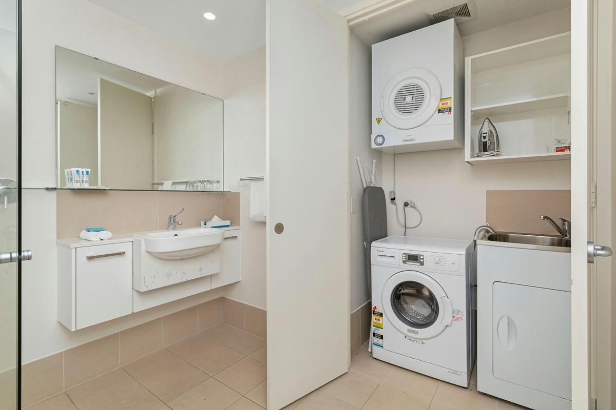 1-Bedroom Apartment