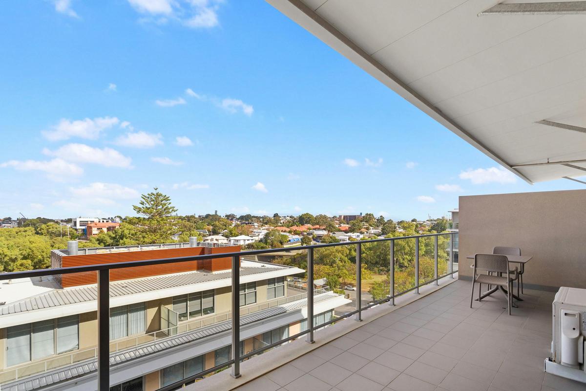 Studio Accessible Apartment