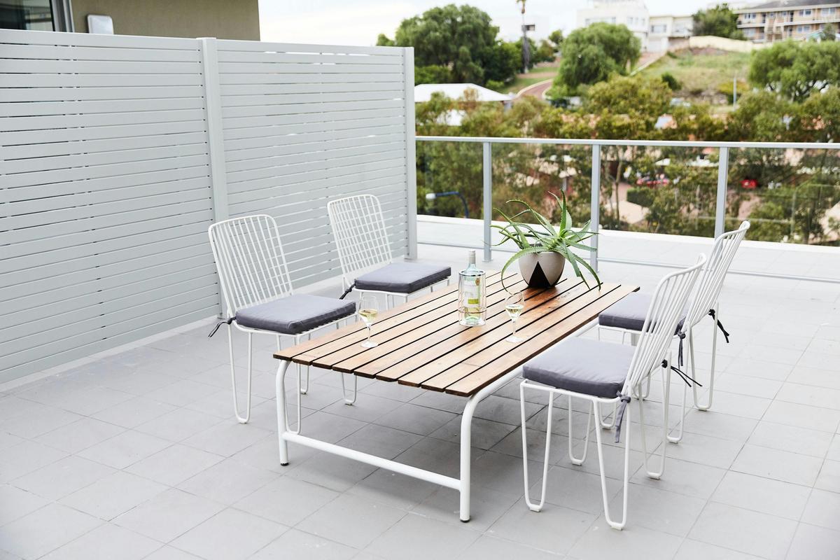 Outdoor living space, Nautica Residences by Seashells