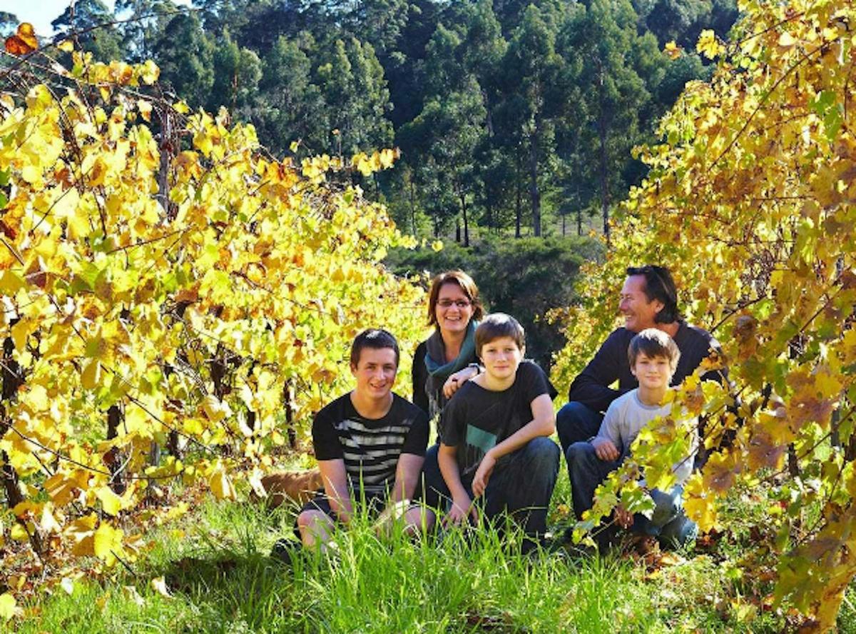Moombaki Wines