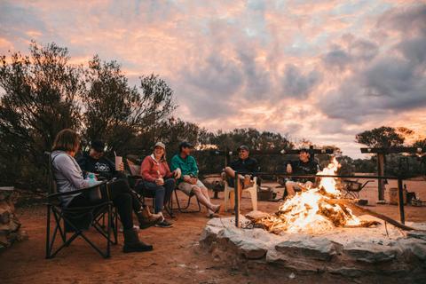 Best of Both Outback Station Stay