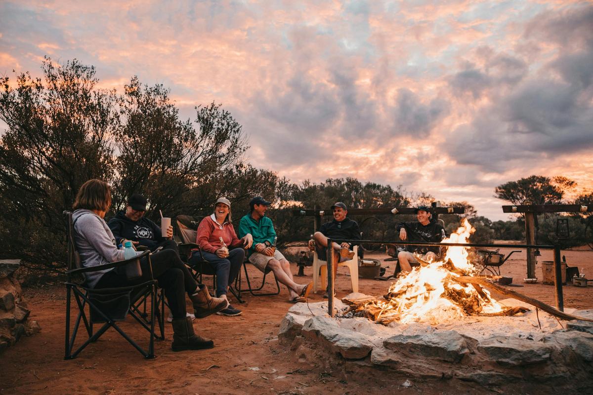 Best of Both Outback Station Stay