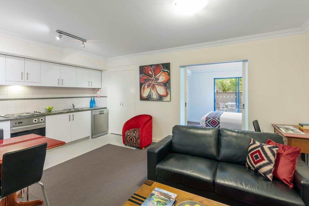 1 Bedroom Apartment