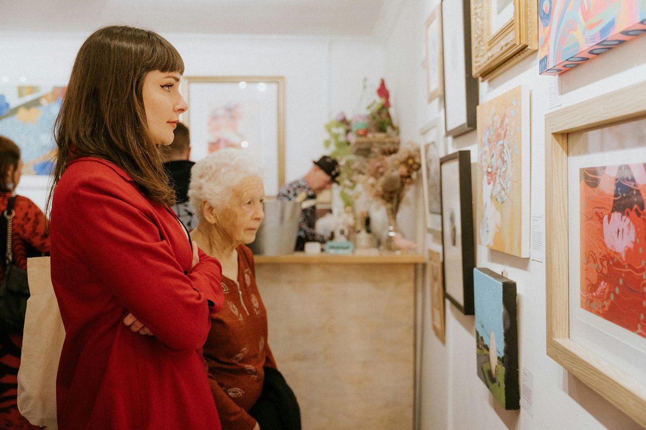 The Laneway Gallery welcomes a diverse crowd.