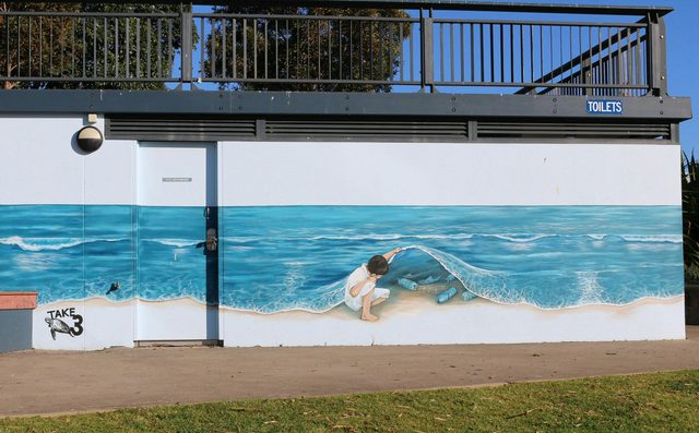 Shoalhaven Toilet Mural Tour