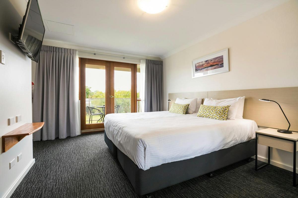One Bedroom Apartment