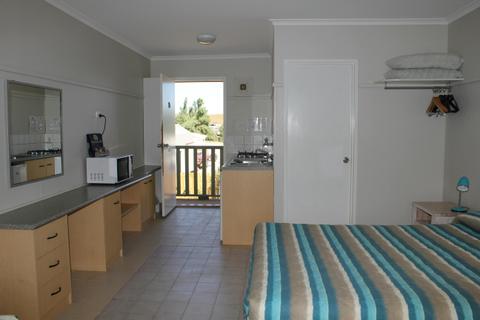 Bay Lodge