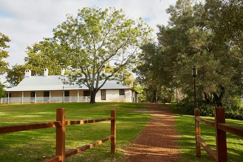 Peninsula Farm at Wu-rut Woorat on Whadjuk Nyoongar Country