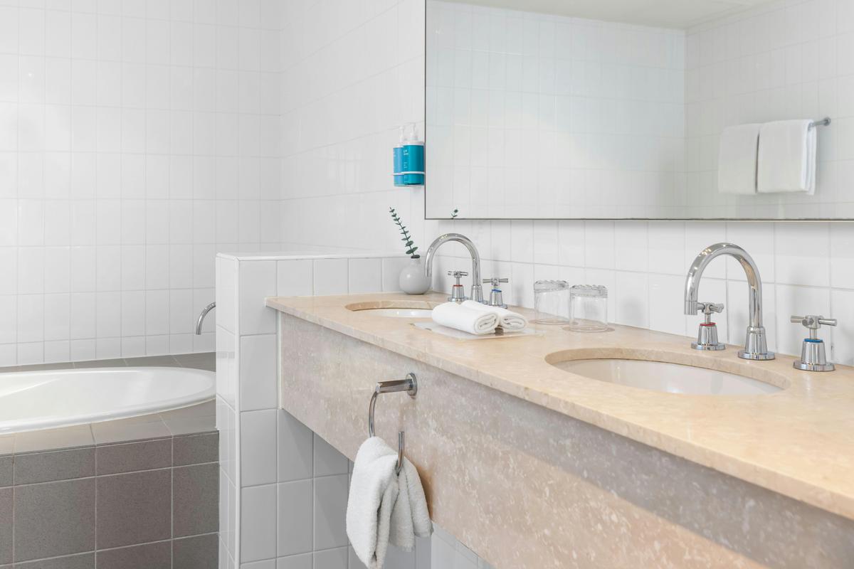 Superior Suites