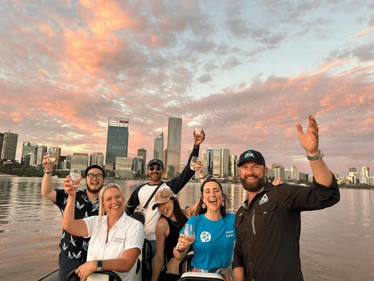 Golden Hour: City Walk & Sunset Cruise