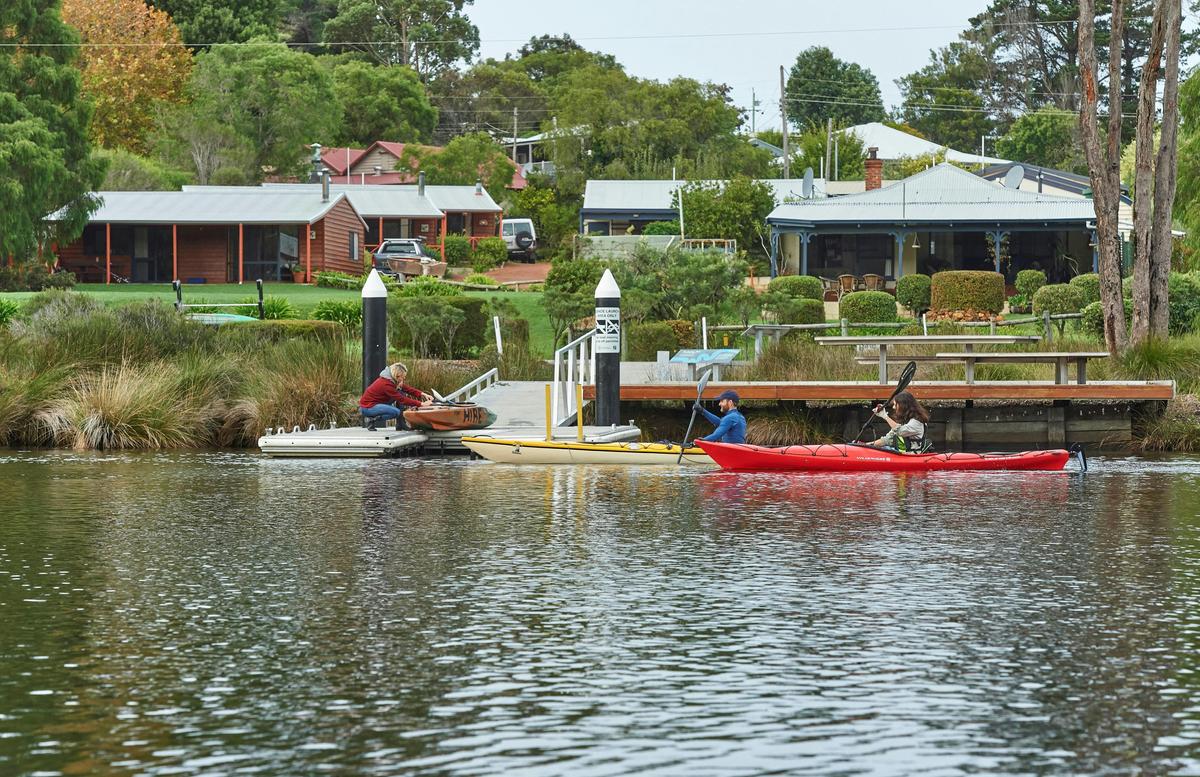 Canoeing at sunrise. Canoe ramp and Jetty is situated on the river directly in front of the Chalets.