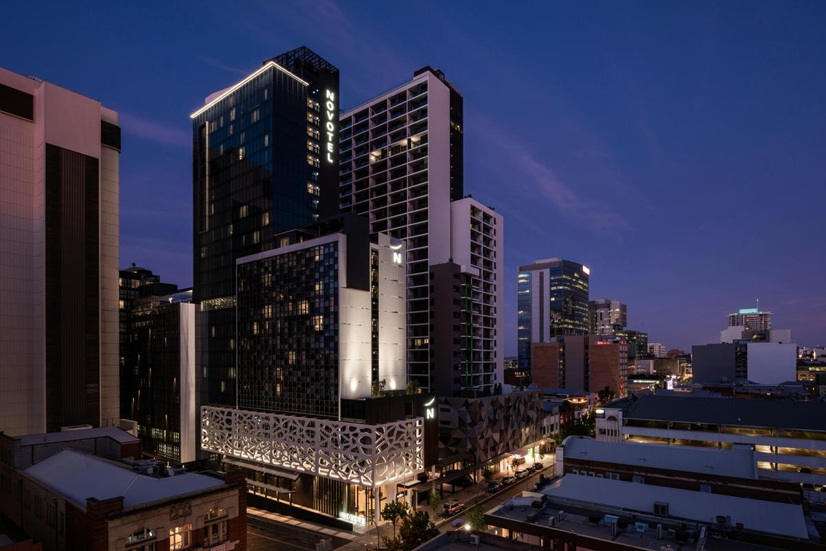 Exterior of hotel on Murray Street
