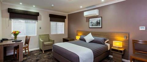 Quality Hotel Bayswater