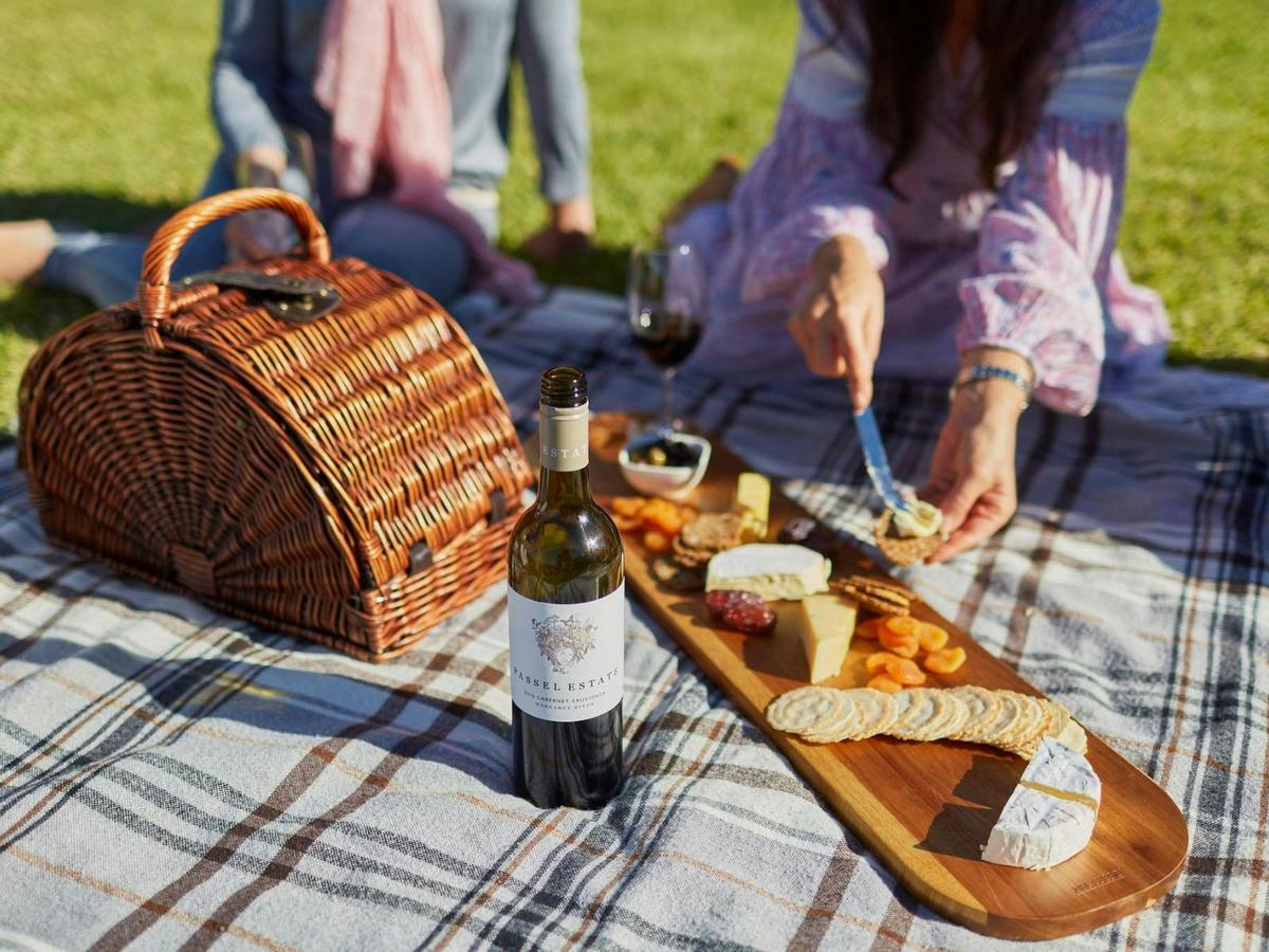 Picnic featuring Passel Estate fine wines and artisan cheeseboard.