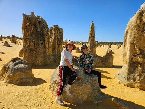 Private Pinnacles Desert Tour From Perth – Lancelin Sandboarding Day Tour