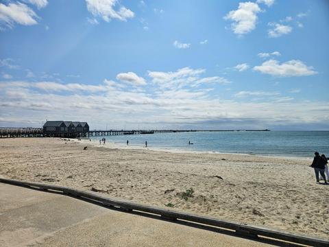 Busselton Jetty, Ngilgi Cave, Tree Top Walk and the Gap - Two days, one night